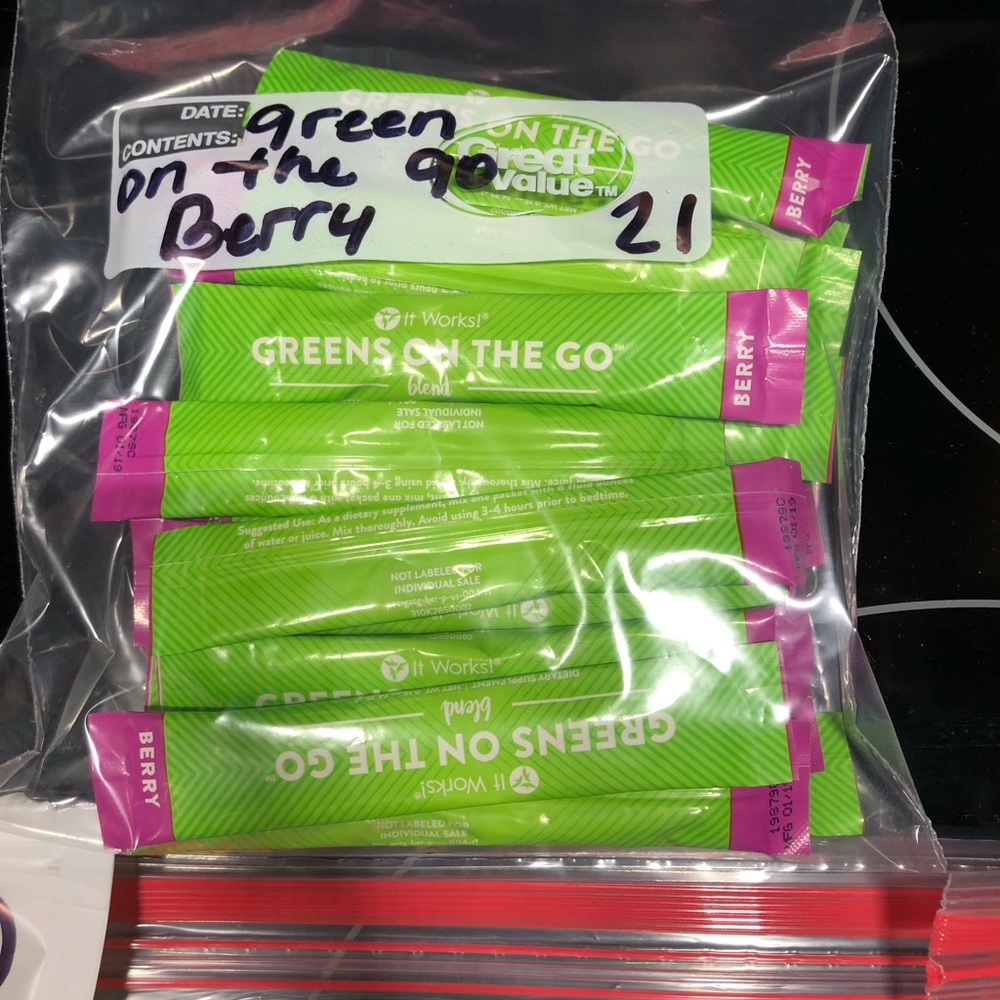 Original greens on the go berry